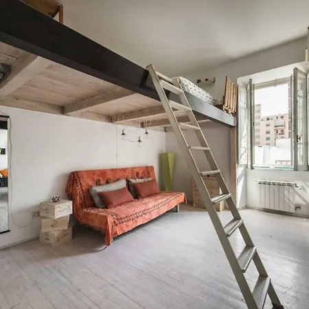 Wooden House 아파트 로마